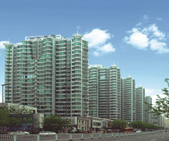 偉東尚城